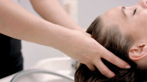 SHAZAY_HeadSpa_Massage_side